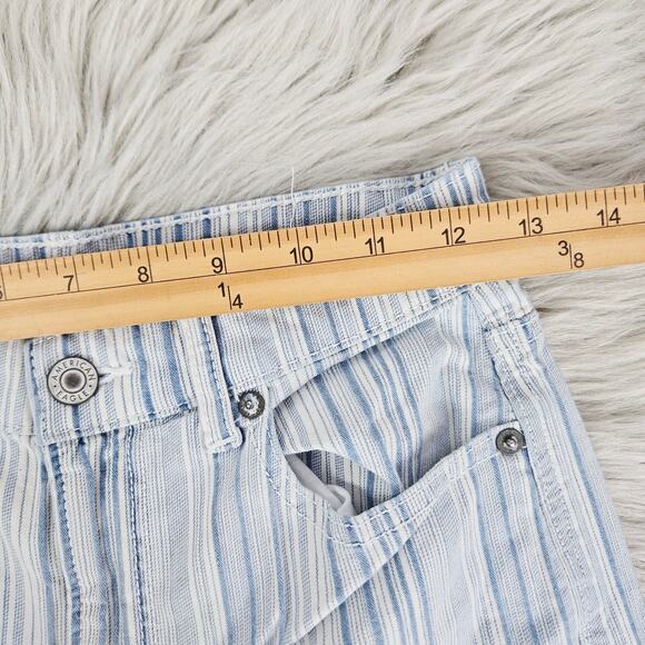 🦃 American Eagle AE High Waisted Stretch Mom Jeans Striped Blue White 0 Reg - Picture 13 of 16